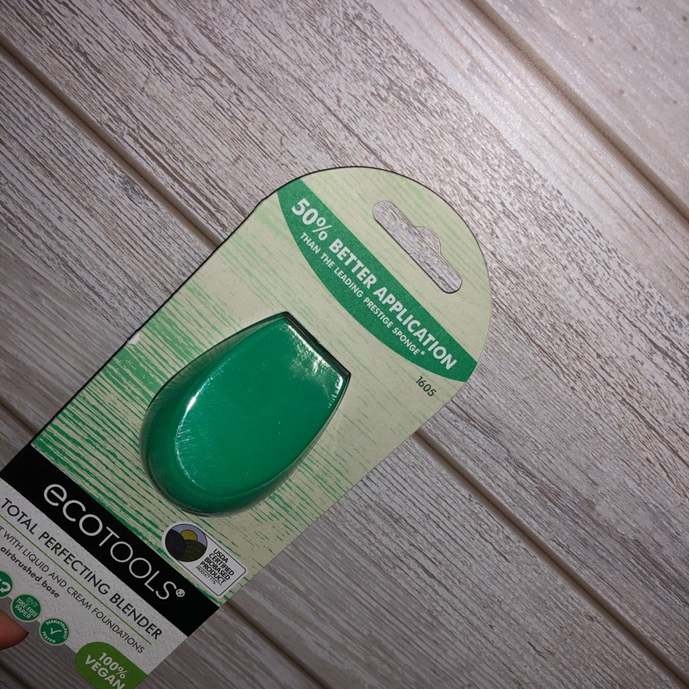 ecotools total perfecting beauty blender